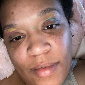 Meet your Posher, Ravyn